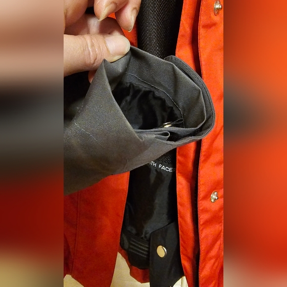 The North Face Summit Series Gore-Tex Outerwear, Rain Jacket M  B-20 - Picture 9 of 12